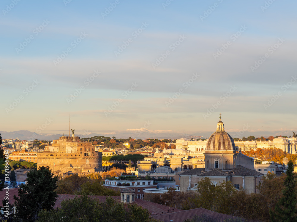 Fototapeta premium Rome Skyline with St Peter’s Basilica at Golden Hour