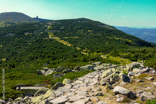Letnie Karkonosze. Widok z Czarnej Przełęczy
