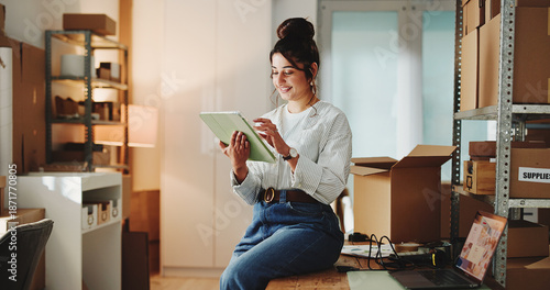 Fotografi Ecommerce, happy woman and scroll in office with tablet for online order, good review or customer feedback