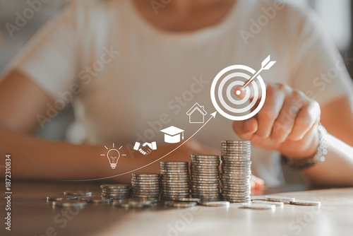 Savings for investing in business. The concept of setting goals for savings. Setting goals for fixed deposits with banks. The concept of insurance for savings limits.