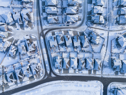 Photos Aerial view of a Calgary residential area on a freeezing winter day