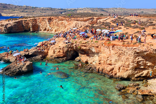 Quadro su tela Blue Lagoon is a natural pool with crystal clear waters