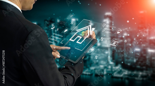Εκτύπωση καμβά The process of home ownership in the real estate market