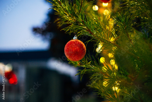 christmas tree decorations