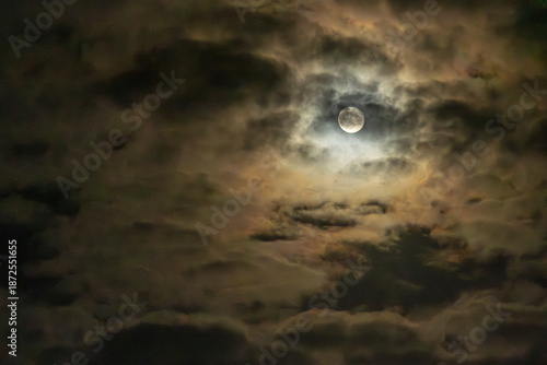 2025 07 11 Full Moon on an Overcast Night Kauai - Hawaii  04