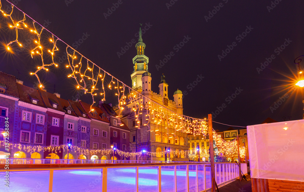 Obraz premium Old Market Square Poznan Poland at Christmas