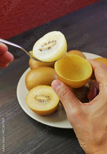 Avoid eating kiwifruit skin in people with a history of kidney stones as it is high in oxalates