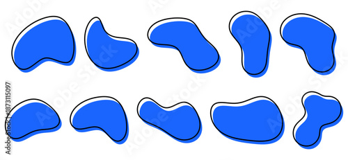 Organic blob shapes with green color and outlines, perfect for modern UI backgrounds, stickers, posters, and playful graphic design. vector illustration set. collection