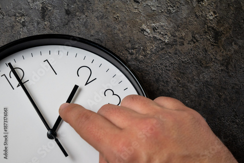 Daylight Saving Time Clock Adjustment