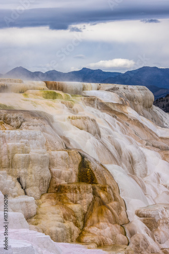 Mammoth Hot Springs, Yellowstone National Park, Wyoming, USA