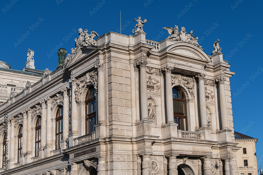 Obraz premium Architectural details of historic Vienna Burgtheater (Imperial Court Theatre) or “K.K. Hofburgtheater”, 1888. Sunset. VIENNA, AUSTRIA.