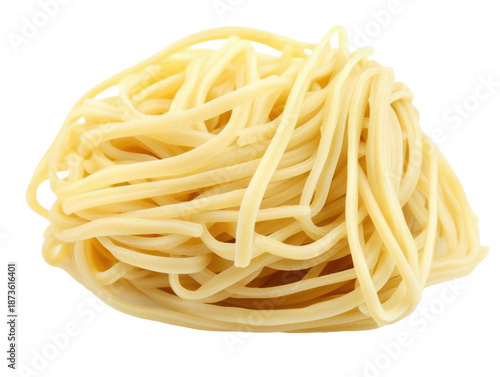 Pile of plain cooked spaghetti noodles