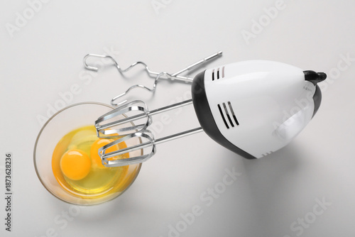 Electric mixer with chrome ...