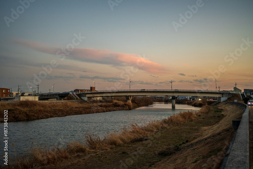 日本の岡山の美しいトワイライトタイム