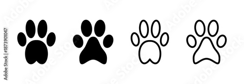 Paw icon vector illustration. paw print sign and symbol. dog or cat paw