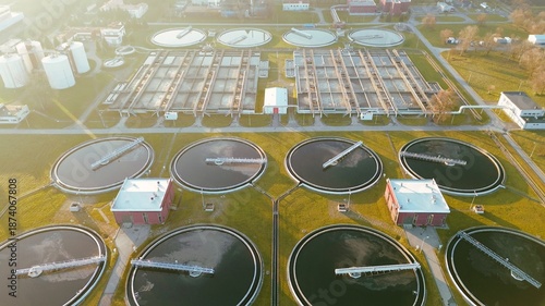 Fotografie Water recycling facility with filtration pools