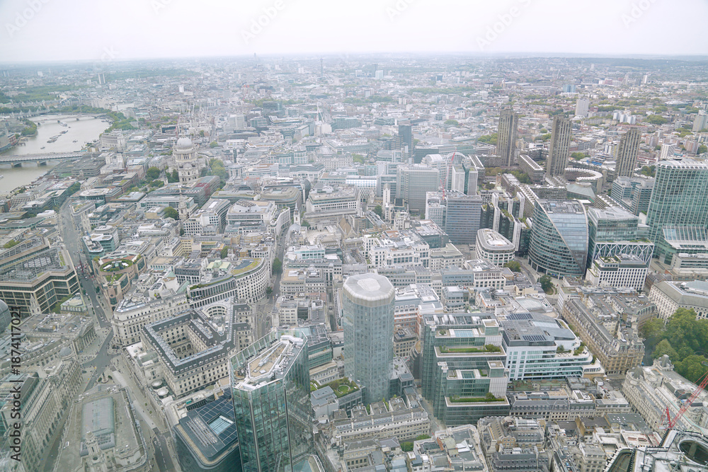 Fototapeta premium Aerial view of the city of London, United Kingdom
