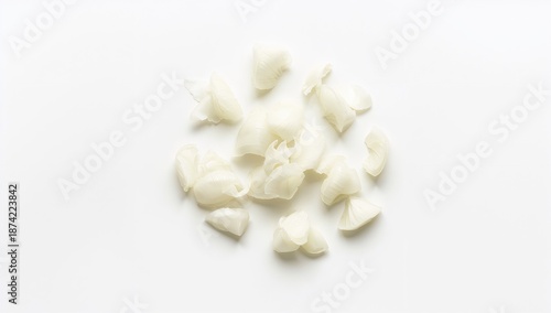 Raw onion slices arranged o...