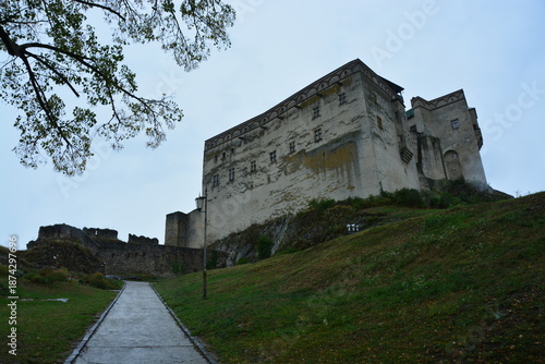 スロバキア トレンチーンのトレンチーン城