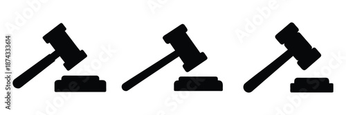 Judge gavel icon. gavel silhouette vector