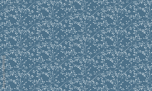 木の枝に丸い実が実った滲んだモダンな青いパターン模様