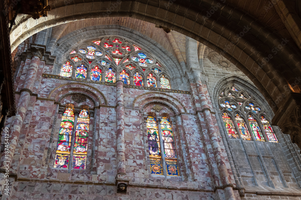 Fototapeta premium Avila, interior de la catedral gotica, castilla y leon, españa.