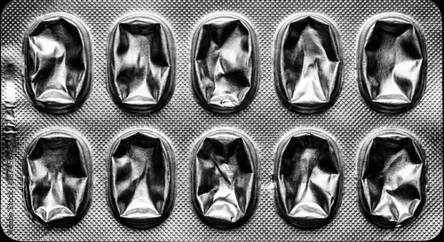 Schilderij op canvas Empty Silver Blister Pack of Medicine Pills