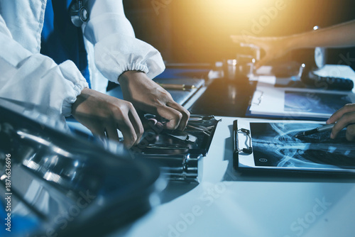 Doctors are meeting at the hospital to discuss treatment options and share experiences with colleagues.