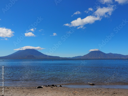 アティトラン湖のパナハッチェル　グアテマラ