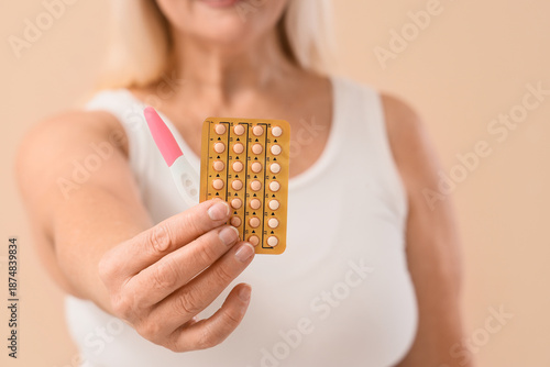 Mature woman with contracep...