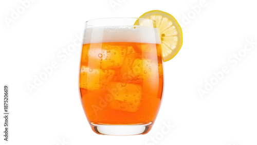 Foto Refreshing Aperol spritz cocktail with ice cubes and lemon slice isolated PNG, c