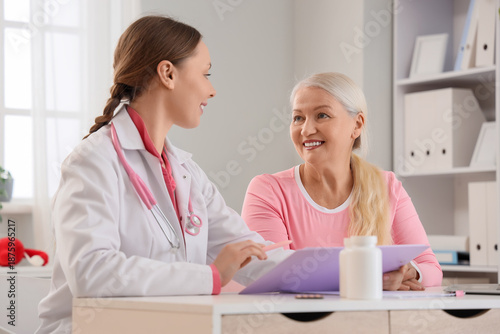 Mature woman visiting gynec...