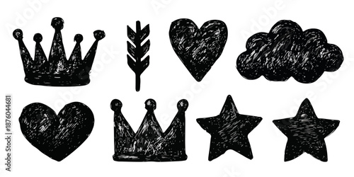 Eine Sammlung von handgezeichneten schwarzen Symbolen auf transparentem Hintergrund: Kronen, Herzen, Sterne, Wolke und Ähre.