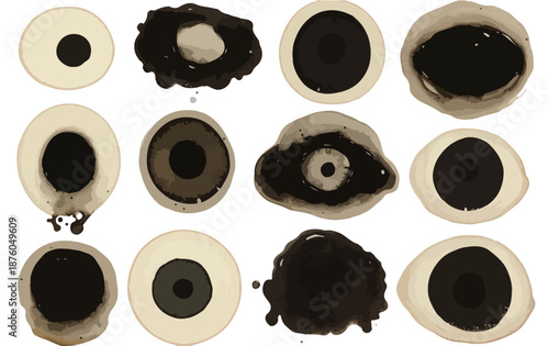 墨汁で描かれた様々な形の円形模様のベクターイラスト集。抽象的なデザイン要素として利用可能。