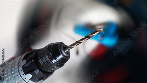 Photos Precision Twist Drill Bit in Mechanical Drill Chuck