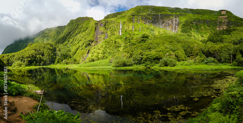 Cascata da Ribeira do Ferreiro, Ilha das Flores, Açores, Portugal