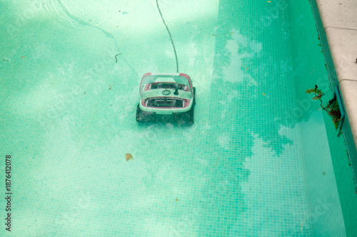 Water robot vacuum cleaner cleans, removes debris on the bottom