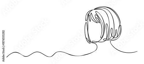 Continuous single line drawing depicting the back of a womans head with short hair, conveying simplicity and modern elegance for various graphic and decorative applications