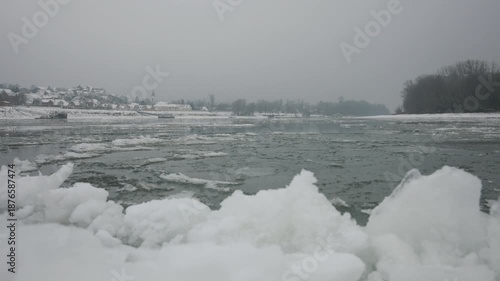 Ice movement on the Danube, Szentendre, Hungary 2026.