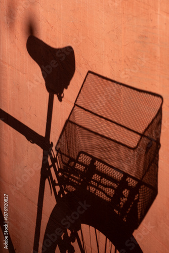 Fahrrad in der tiefstehenden Abendsonne