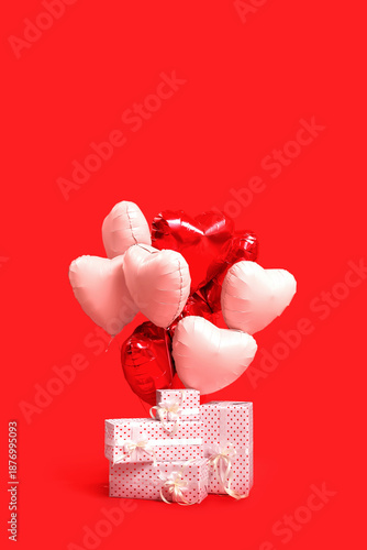 Gift boxes with different h...