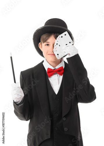 Little magician with playin...