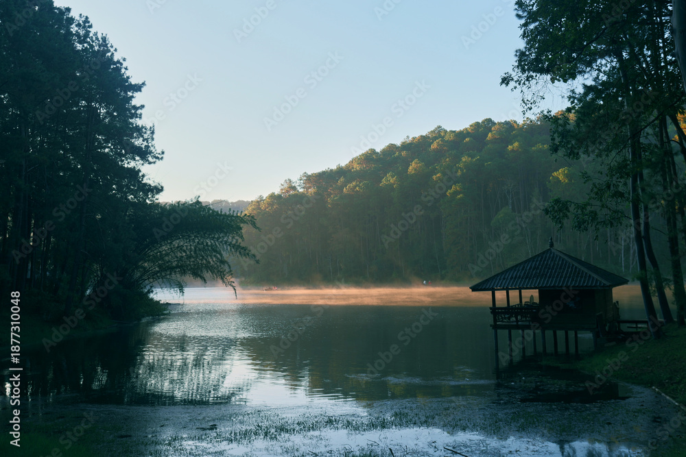 Fototapeta premium Pang Ung, a major tourist destination in northern Thailand, boasts a cold climate and stunning natural beauty. It is located in Mae Hong Son Province, Thailand.