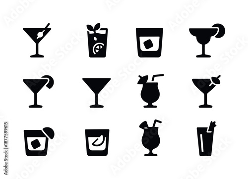 Classic Cocktail Icons. Classic cocktails. Solid icon set of classic cocktails: martini, mojito, old fashioned, margarita, daiquiri, cosmopolitan, mai tai,