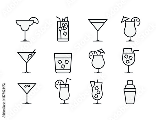 Cocktail Icon Grid. cocktail specials. Line icon set of cocktail specials: margarita glass, mojito glass, cosmopolitan glass, pina colada, martini glass,