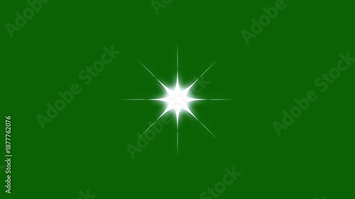 4K Glitter Sparkle Shine Stars Trail Burst Animation with White Twinkling Fairy Dust Glow, Seamless Loop Romantic Heart Shaped Particle Trails, Magic Star FX for Green Screen.