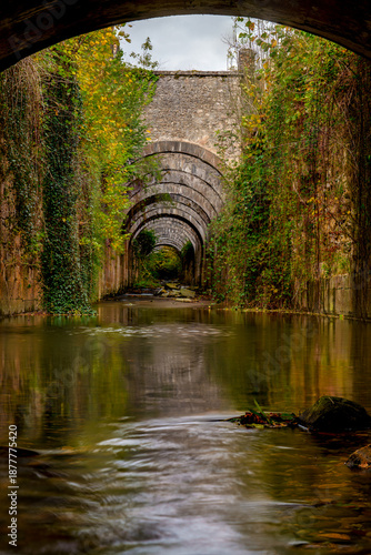 Wallpaper Mural irati Torontodigital.ca