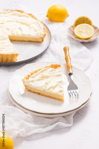 lemon icebox pie lemon dessert pie slice