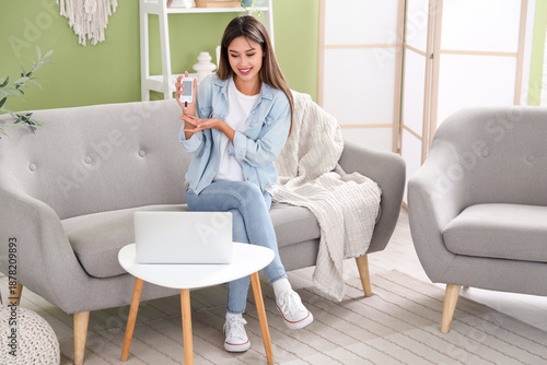 Diabetic young woman with g...