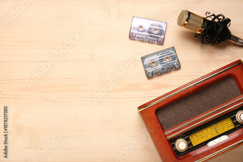 Vintage radio receiver with...